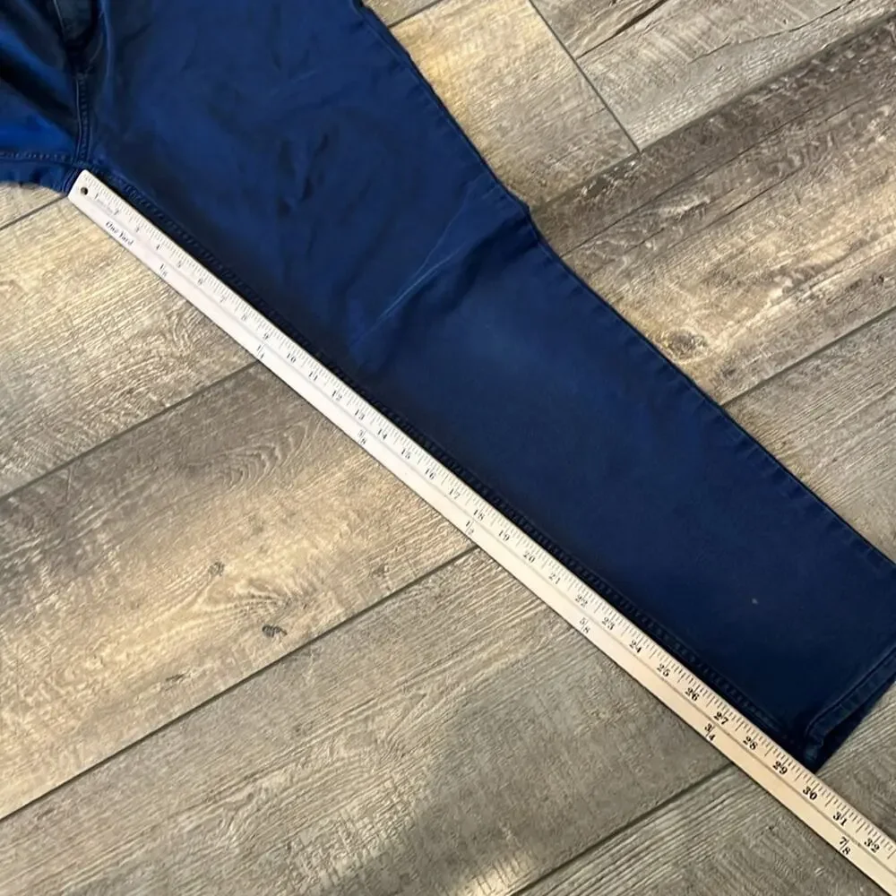 Banana Republic Men's Navy Travelers Athletic Tapered Fit Size 35x32